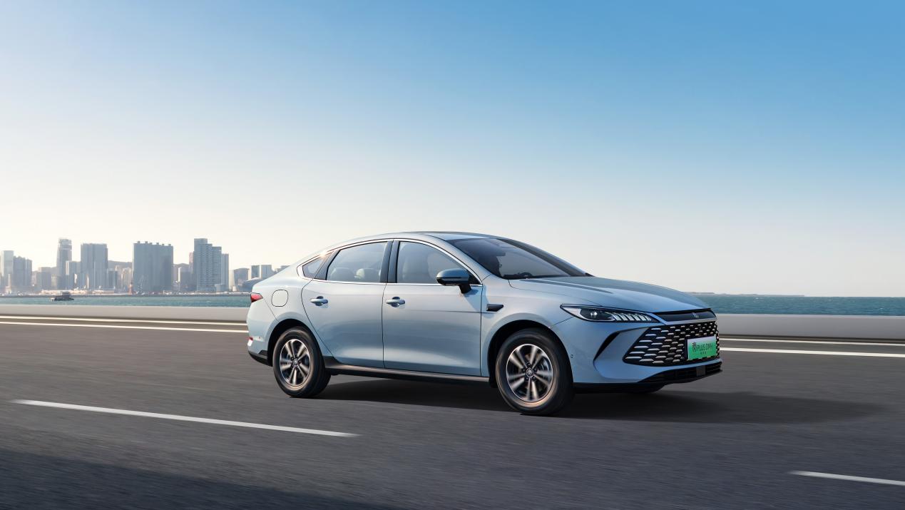 重塑A轎“智”高點(diǎn)，第二代秦PLUS智駕版攜四大升級(jí)強(qiáng)勢(shì)登場(chǎng)(圖8)